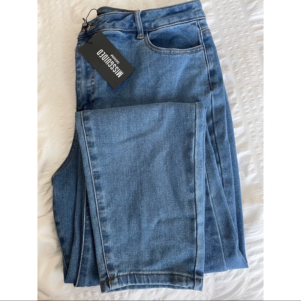 High waisted mom jeans 👖